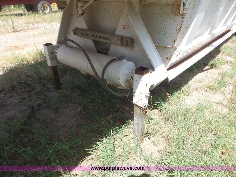 image for item K7013 2007 CPS SBD-240 bottom dump trailer