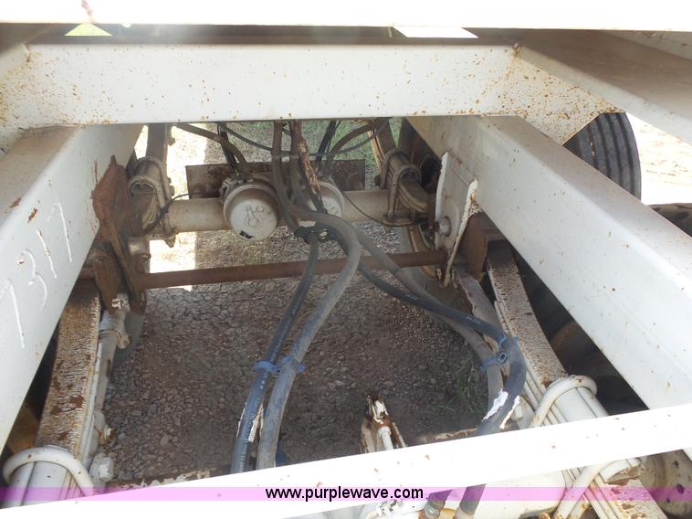 image for item K7013 2007 CPS SBD-240 bottom dump trailer