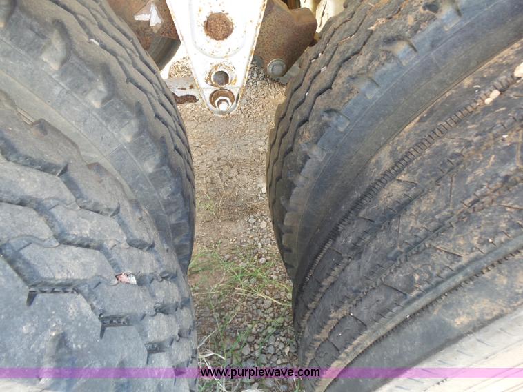 image for item K7013 2007 CPS SBD-240 bottom dump trailer