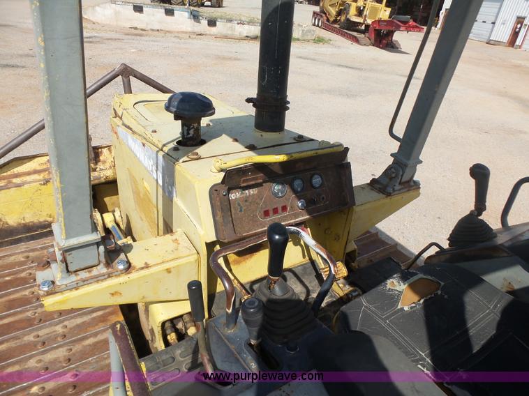 image for item K7014 1993 Komatsu D37P-5 dozer