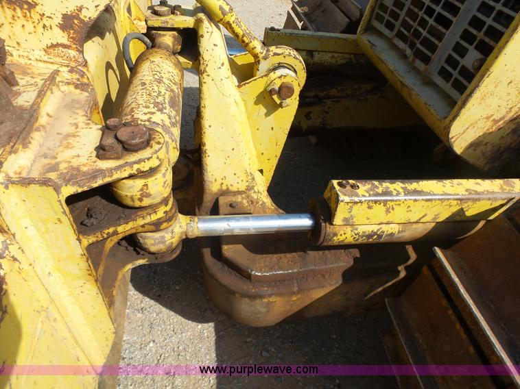 image for item K7014 1993 Komatsu D37P-5 dozer