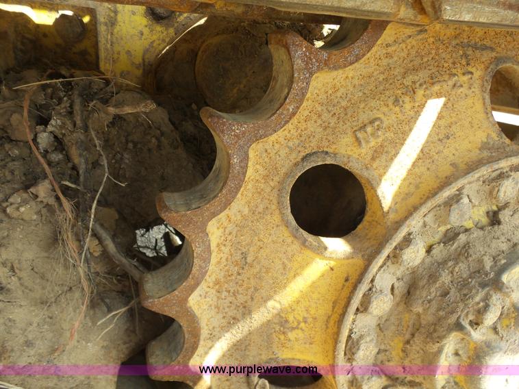 image for item K7014 1993 Komatsu D37P-5 dozer