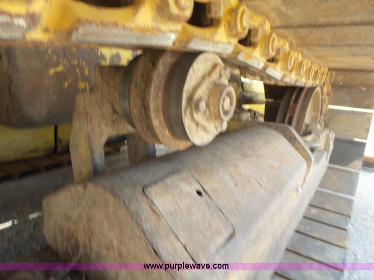 image for item K7014 1993 Komatsu D37P-5 dozer