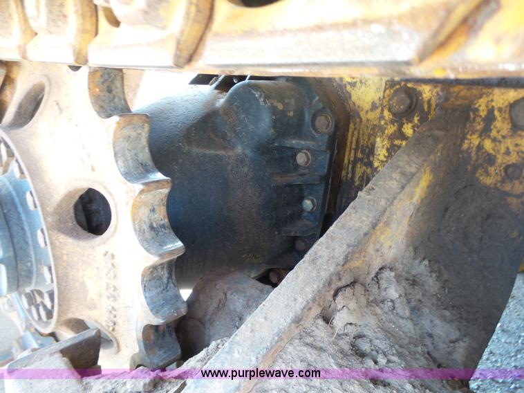 image for item K7014 1993 Komatsu D37P-5 dozer