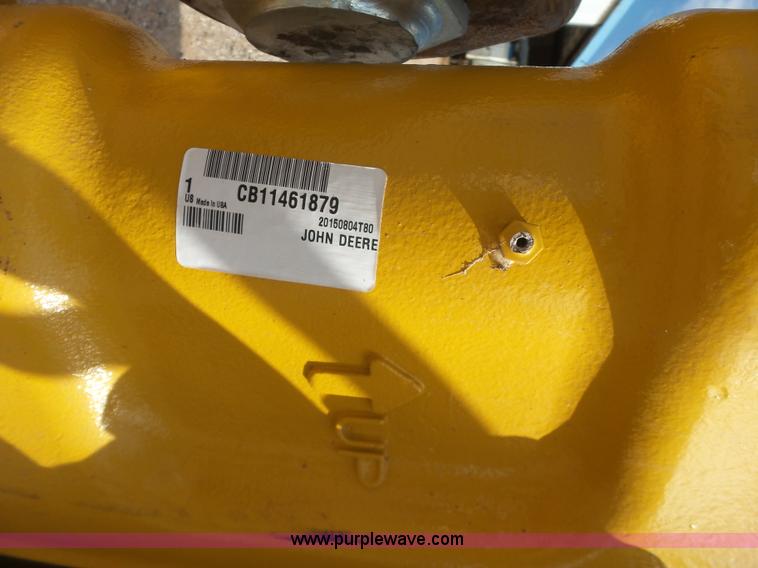 image for item K7015 2004 John Deere 1810E scraper
