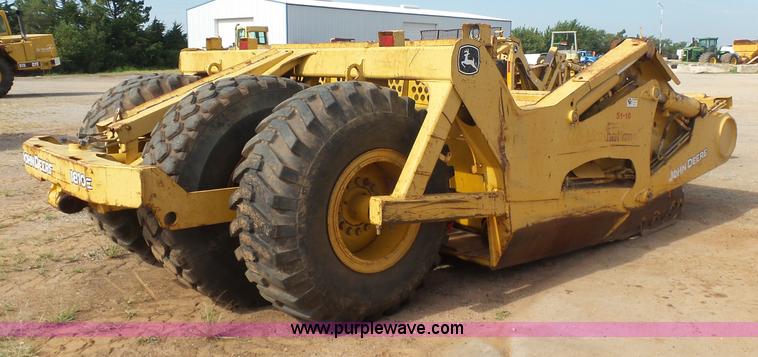 image for item K7016 2005 John Deere 1810E scraper