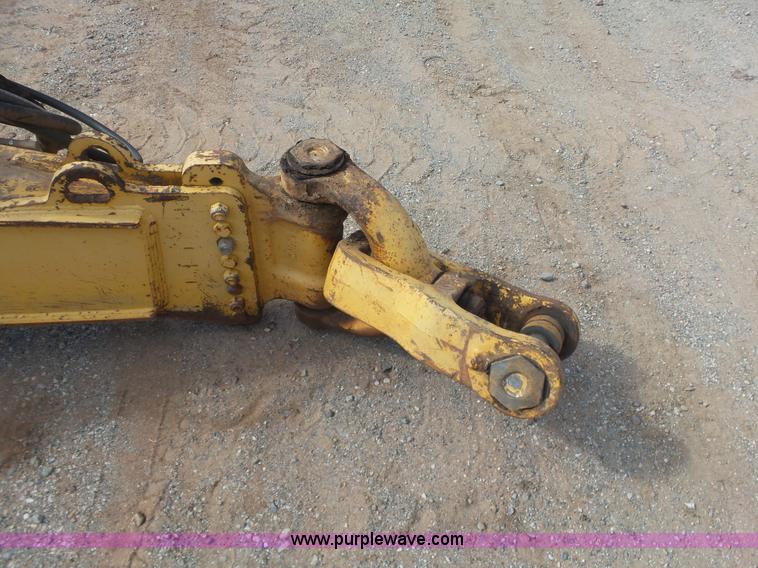 image for item K7016 2005 John Deere 1810E scraper