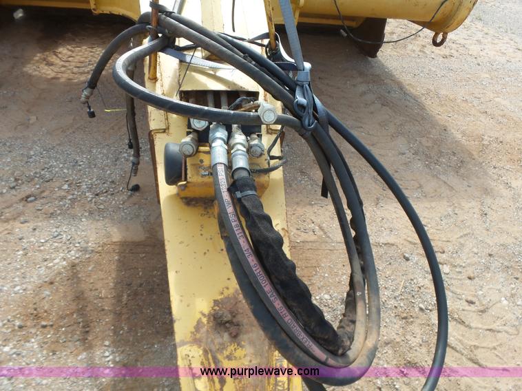 image for item K7016 2005 John Deere 1810E scraper