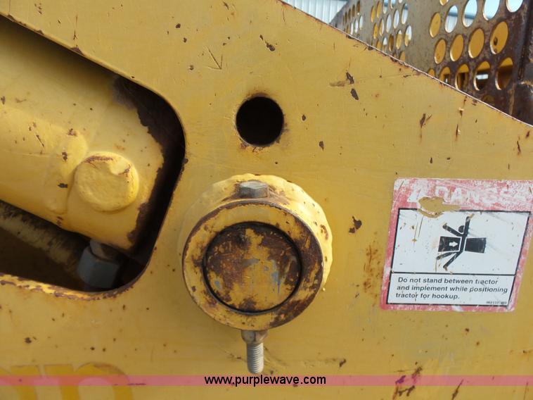 image for item K7016 2005 John Deere 1810E scraper