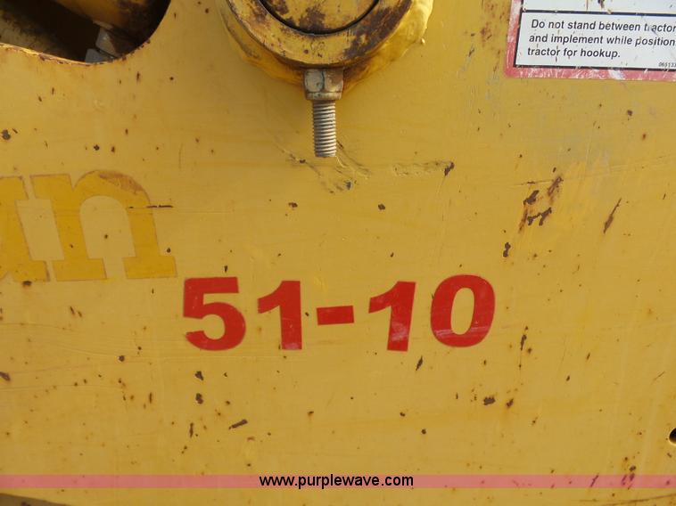 image for item K7016 2005 John Deere 1810E scraper