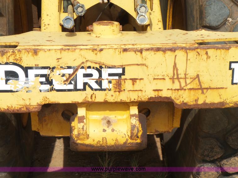 image for item K7016 2005 John Deere 1810E scraper