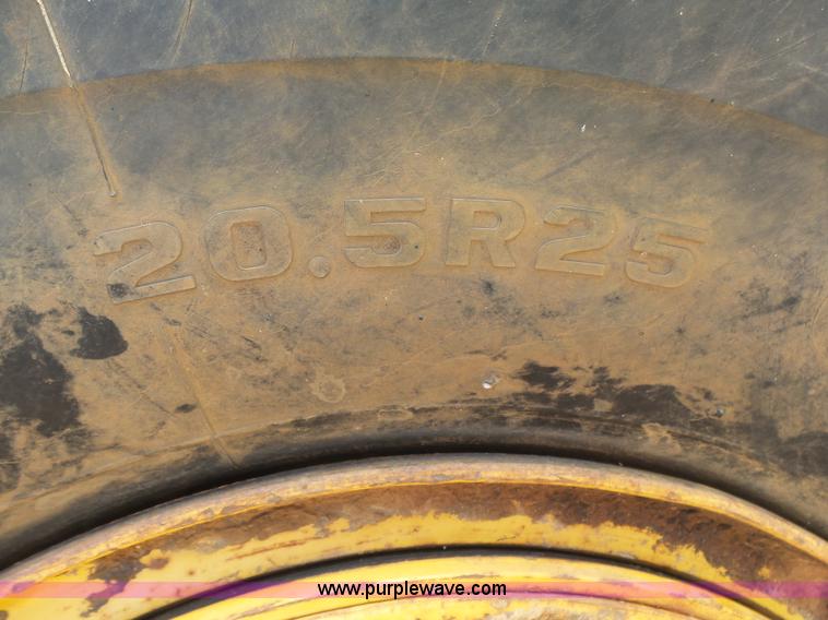 image for item K7016 2005 John Deere 1810E scraper