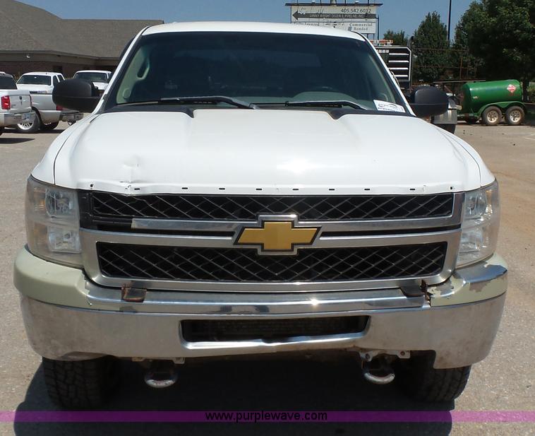 image for item K7022 2012 Chevrolet Silverado 2500HD LS Crew Cab pickup truck