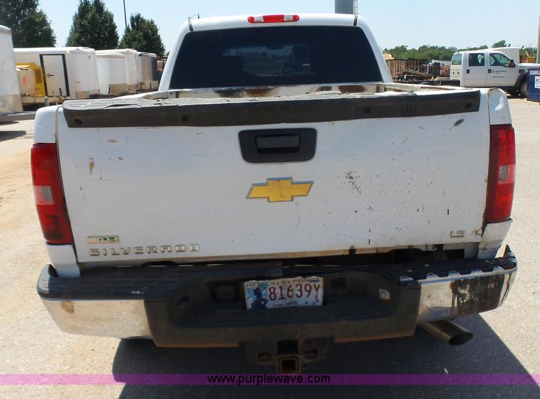 image for item K7022 2012 Chevrolet Silverado 2500HD LS Crew Cab pickup truck