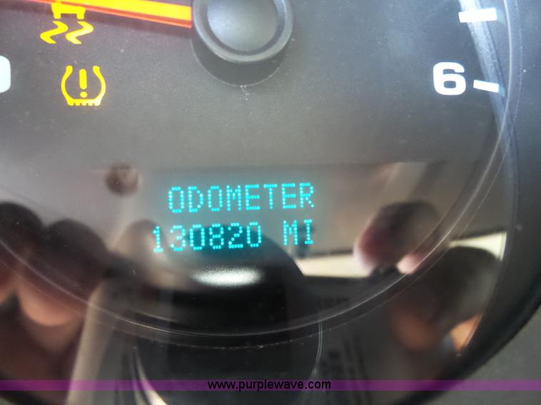 image for item K7022 2012 Chevrolet Silverado 2500HD LS Crew Cab pickup truck