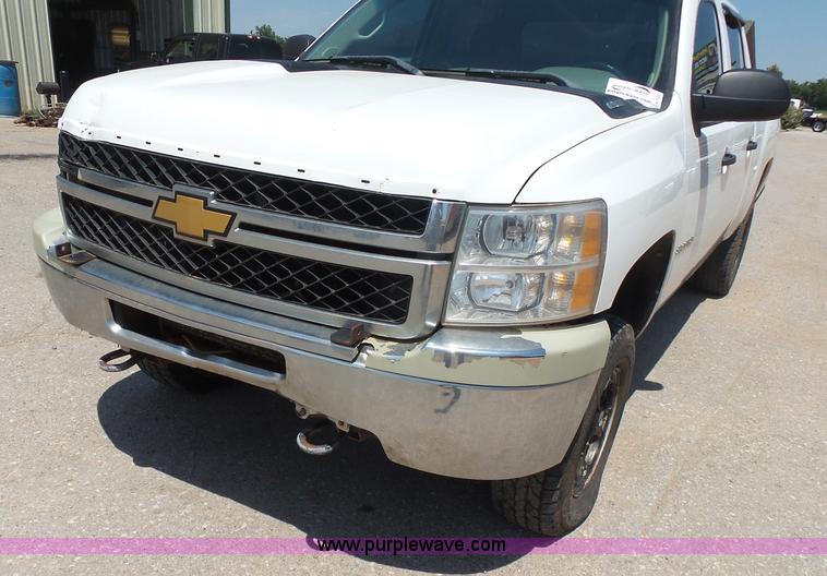 image for item K7022 2012 Chevrolet Silverado 2500HD LS Crew Cab pickup truck