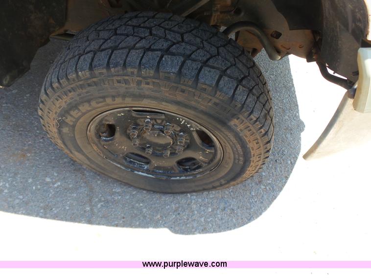 image for item K7022 2012 Chevrolet Silverado 2500HD LS Crew Cab pickup truck