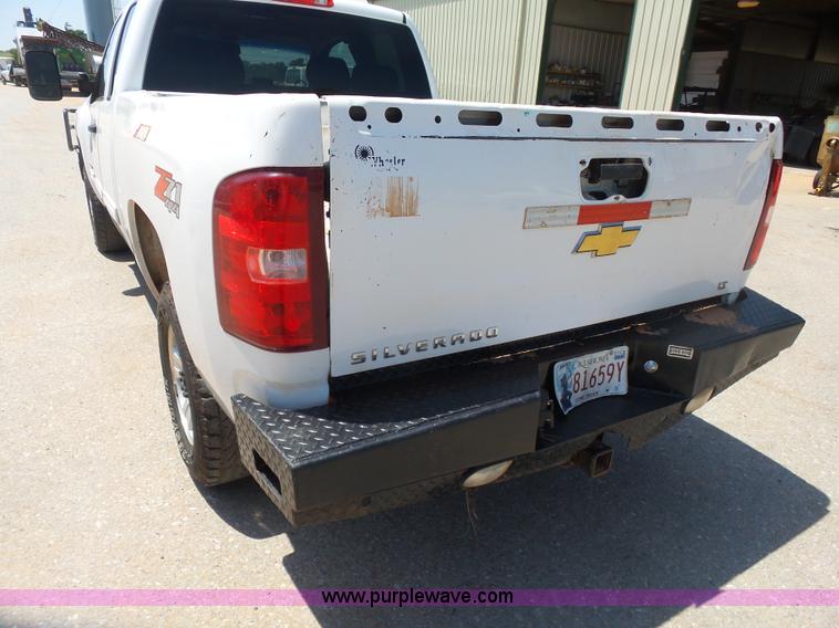 image for item K7023 2010 Chevrolet Silverado 2500HD LT Ext. Cab pickup truck