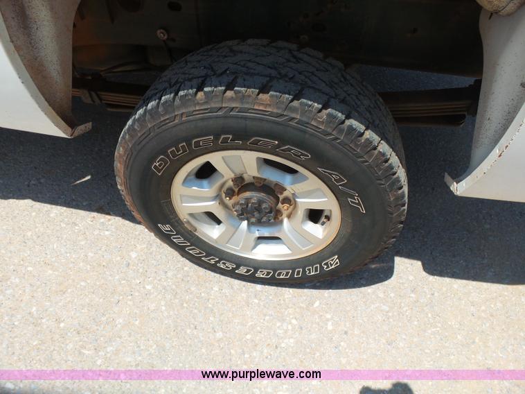 image for item K7023 2010 Chevrolet Silverado 2500HD LT Ext. Cab pickup truck