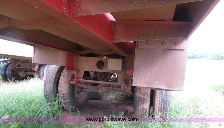 image for item K7024 2002 Dragon 6510GW vacuum trailer