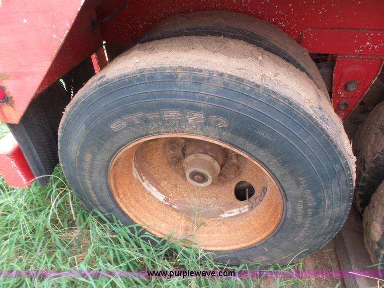 image for item K7024 2002 Dragon 6510GW vacuum trailer