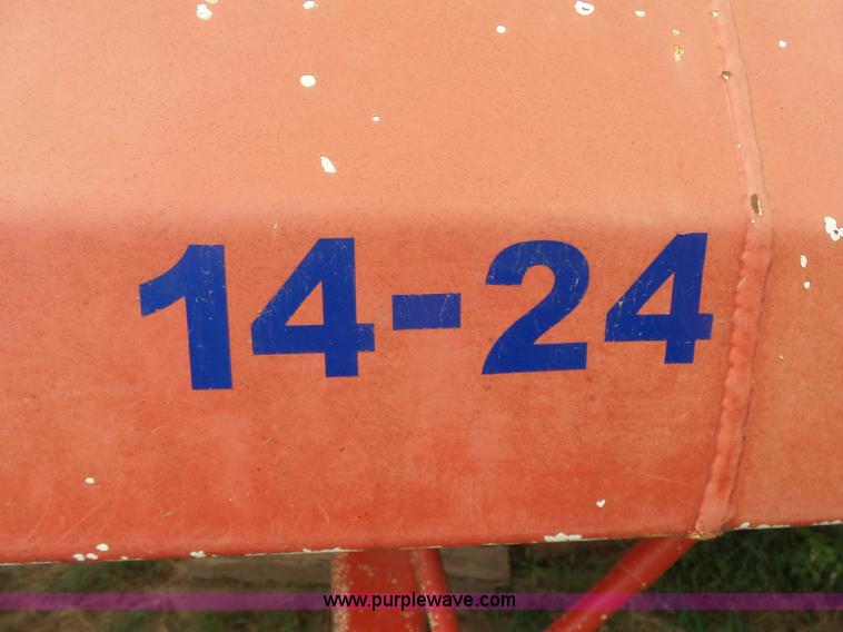 image for item K7024 2002 Dragon 6510GW vacuum trailer