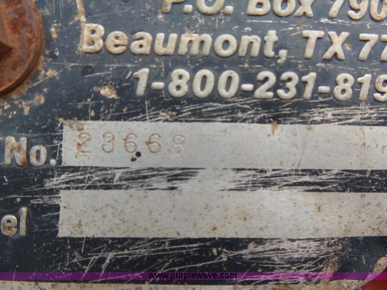 image for item K7024 2002 Dragon 6510GW vacuum trailer