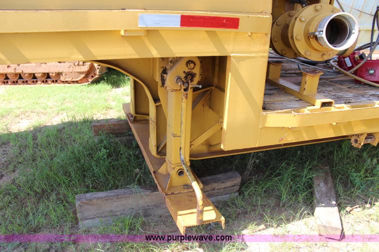 image for item K7028 1989 shop built trailer