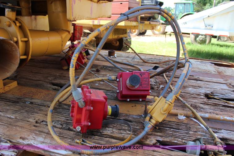 image for item K7028 1989 shop built trailer