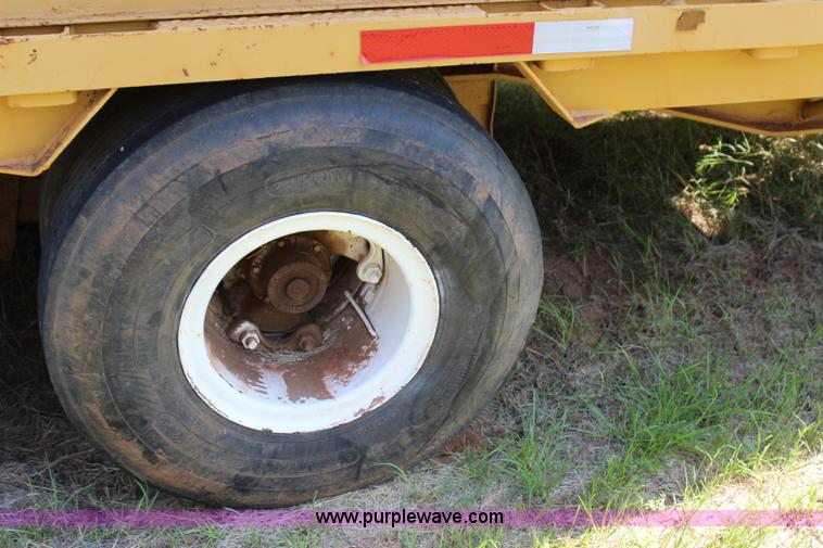 image for item K7028 1989 shop built trailer