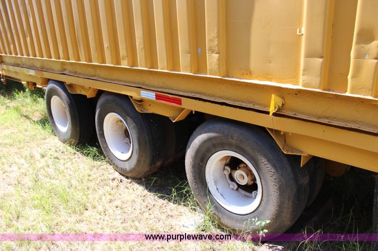 image for item K7028 1989 shop built trailer