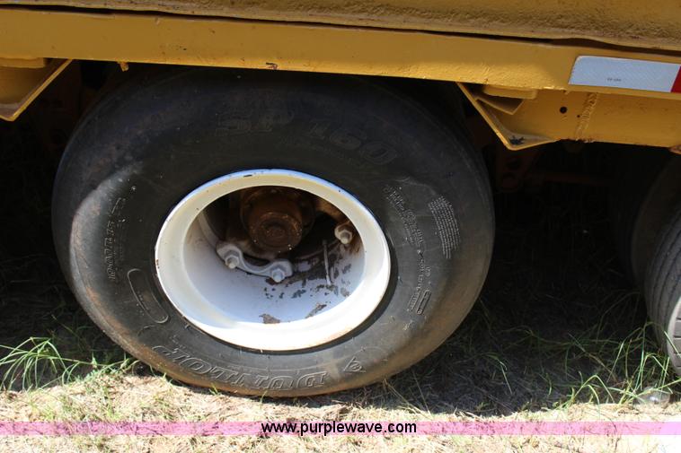 image for item K7028 1989 shop built trailer