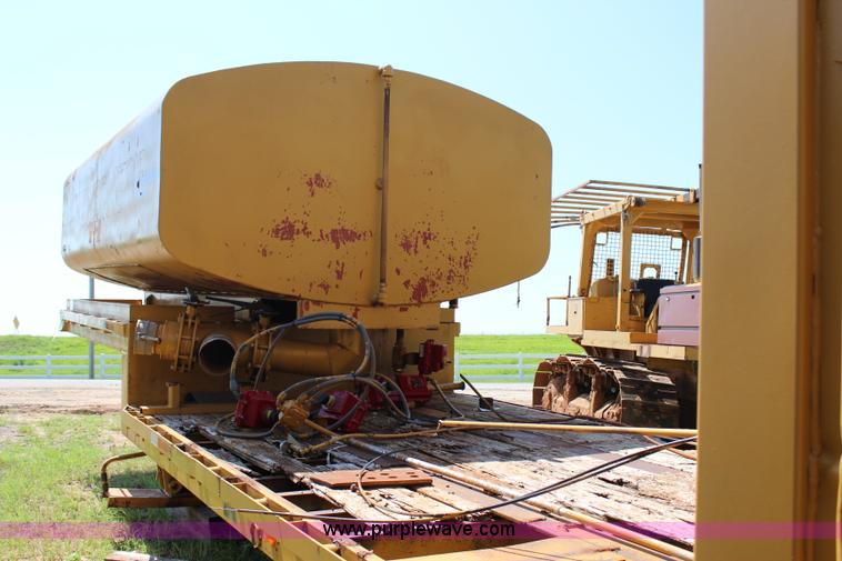 image for item K7028 1989 shop built trailer