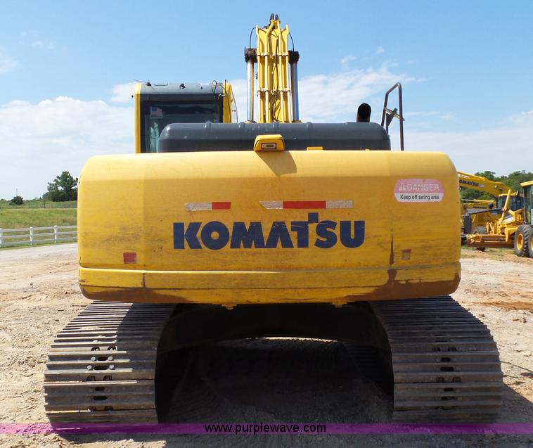 image for item K7030 2011 Komatsu PC220LC-8 excavator