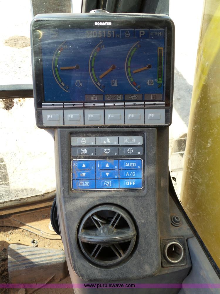 image for item K7030 2011 Komatsu PC220LC-8 excavator