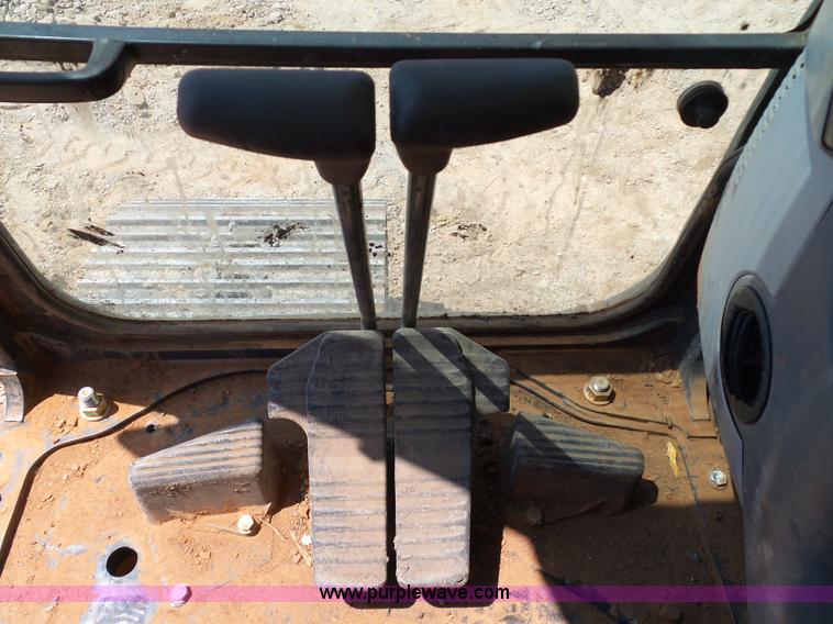 image for item K7030 2011 Komatsu PC220LC-8 excavator