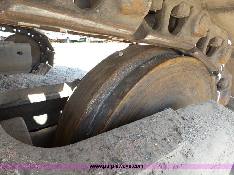 image for item K7030 2011 Komatsu PC220LC-8 excavator