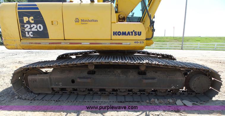 image for item K7030 2011 Komatsu PC220LC-8 excavator
