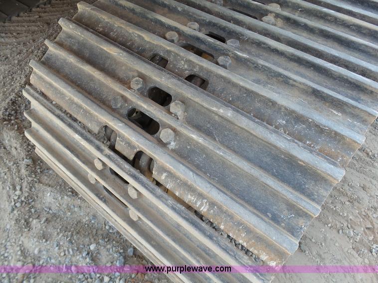 image for item K7030 2011 Komatsu PC220LC-8 excavator