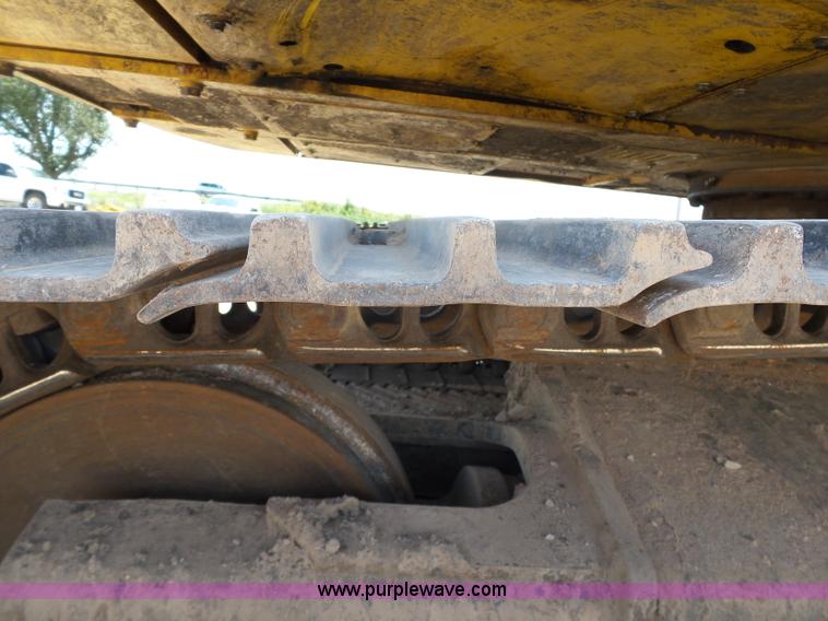 image for item K7030 2011 Komatsu PC220LC-8 excavator