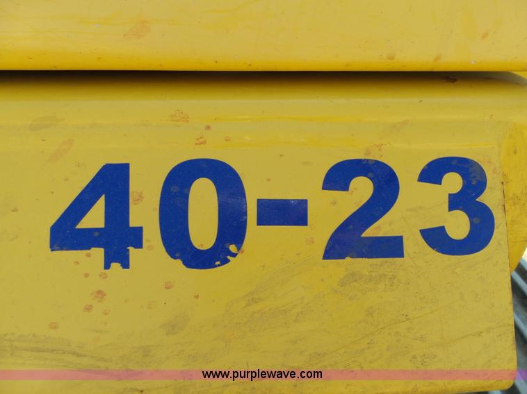 image for item K7030 2011 Komatsu PC220LC-8 excavator