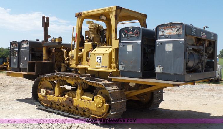 image for item K7031 1984 Caterpillar D6D dozer/tack rig