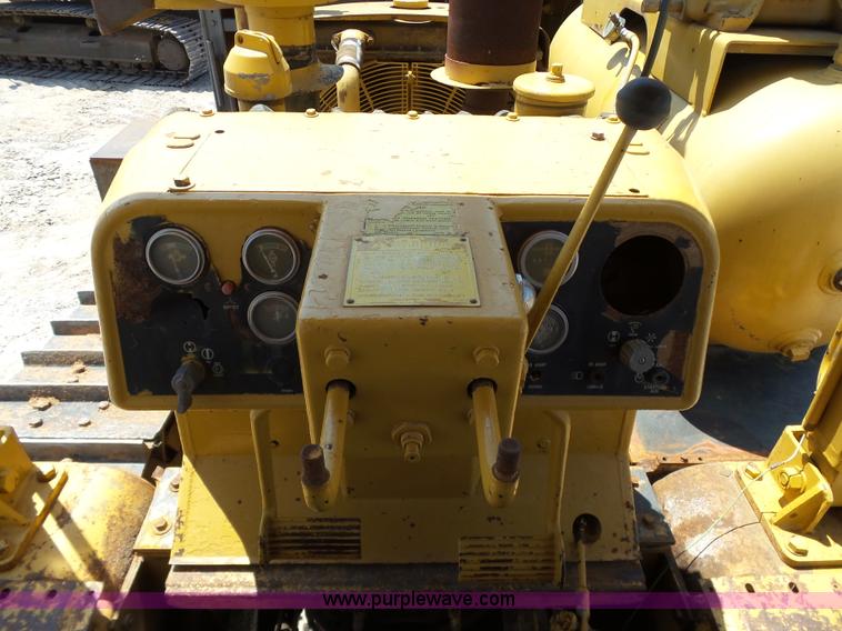 image for item K7031 1984 Caterpillar D6D dozer/tack rig