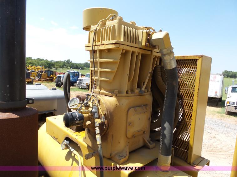 image for item K7031 1984 Caterpillar D6D dozer/tack rig