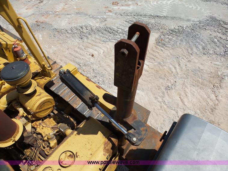 image for item K7031 1984 Caterpillar D6D dozer/tack rig