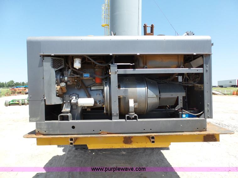 image for item K7031 1984 Caterpillar D6D dozer/tack rig