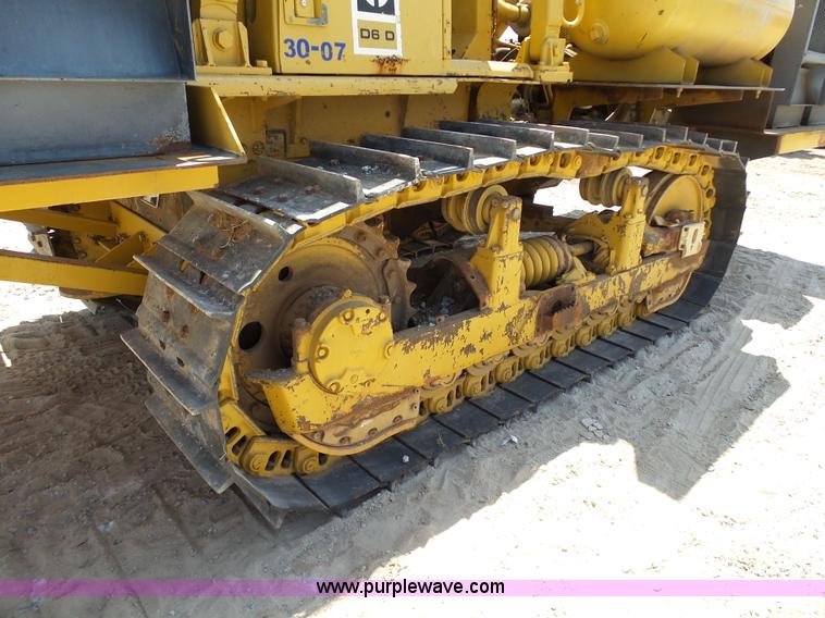 image for item K7031 1984 Caterpillar D6D dozer/tack rig