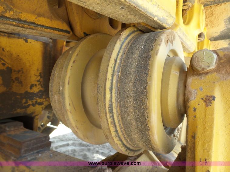 image for item K7031 1984 Caterpillar D6D dozer/tack rig