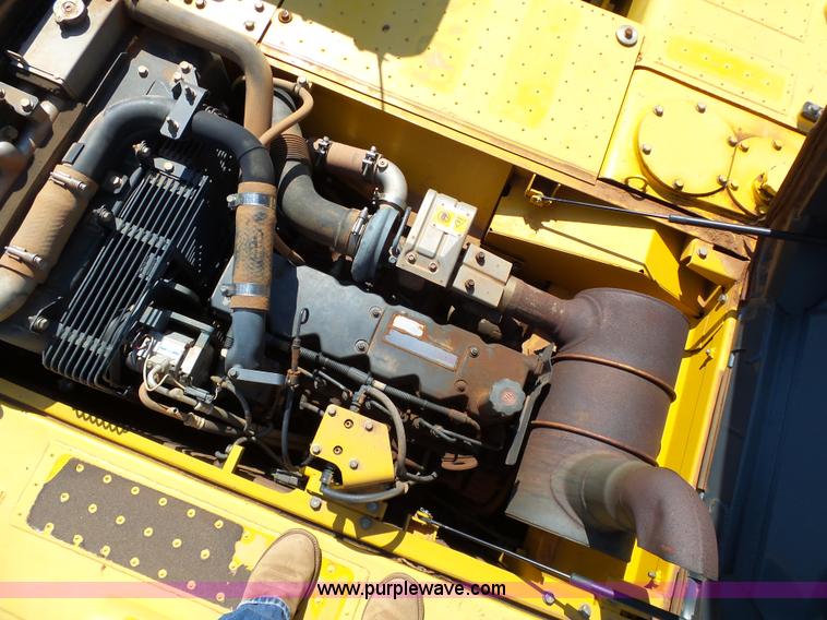 image for item K7032 2008 Komatsu PC200LC-8 excavator