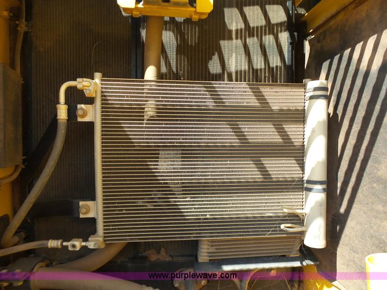 image for item K7032 2008 Komatsu PC200LC-8 excavator